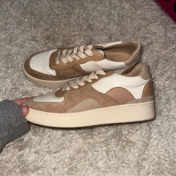 Oasis Society Tan Colorblock Lace Up Front Skate Shoes - Picture 4 of 5